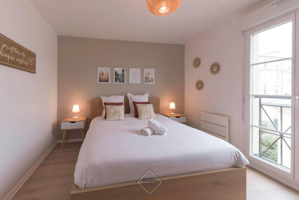 Royal Appartement Disneyland Bmyguest Serris Exterior photo
